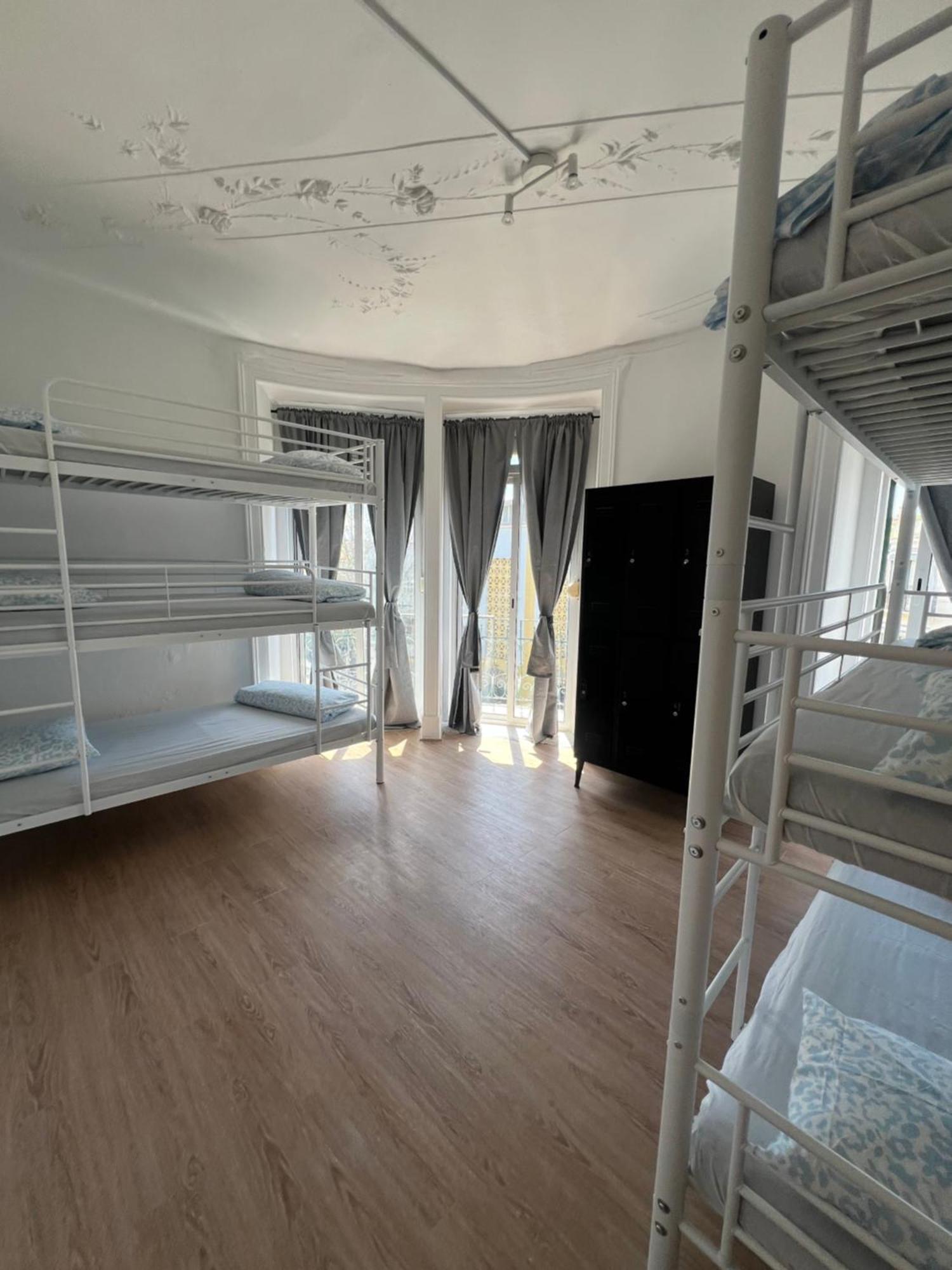 ליסבון Bagetti Hostel Only For Girls מראה חיצוני תמונה